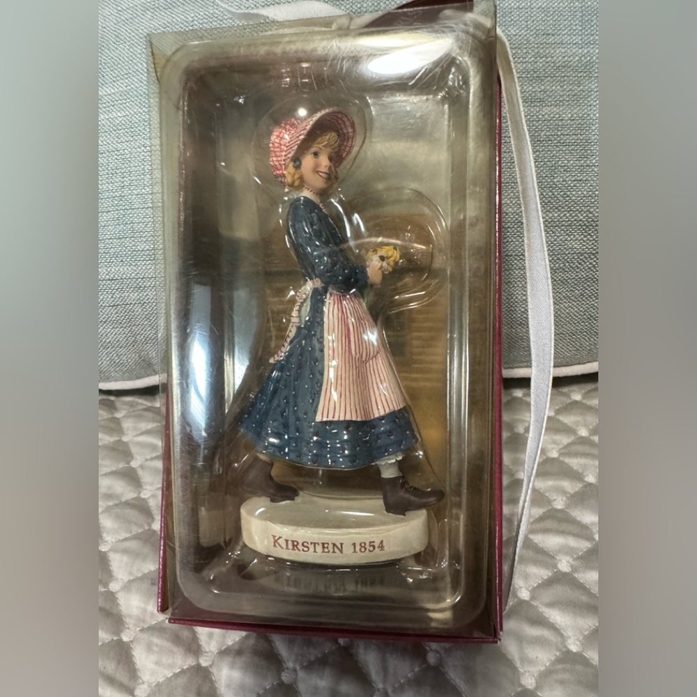 The American Girl Hallmark 1864 collection, Kirsten